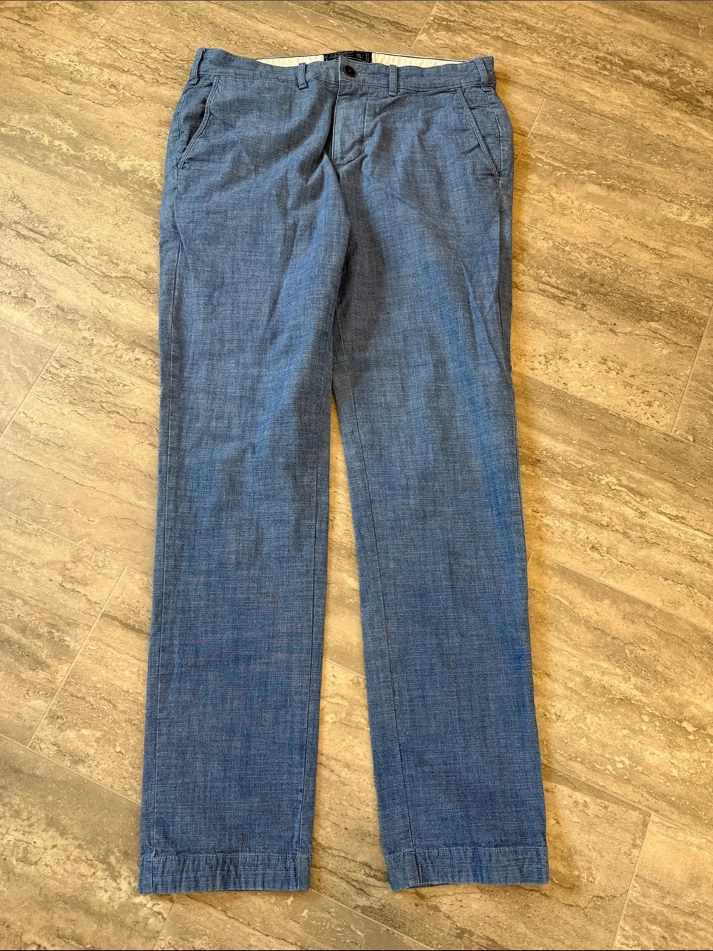 Abercrombie & Fitch Light Blue Slim Chambray Pants size 31 x 32